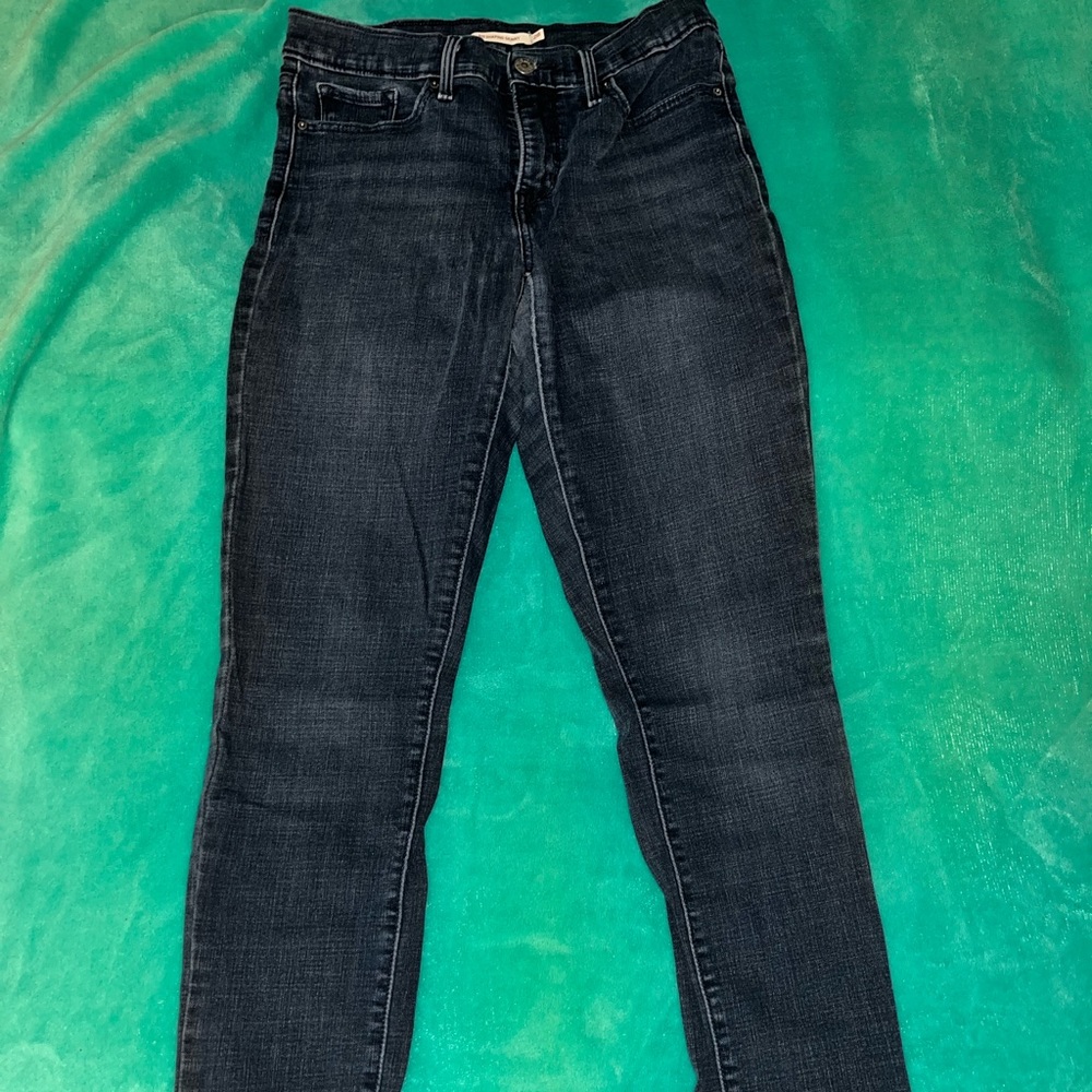 Levi’s 311 Shaping Skinny
